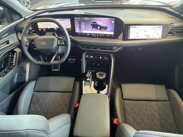 Audi Q5 view 9