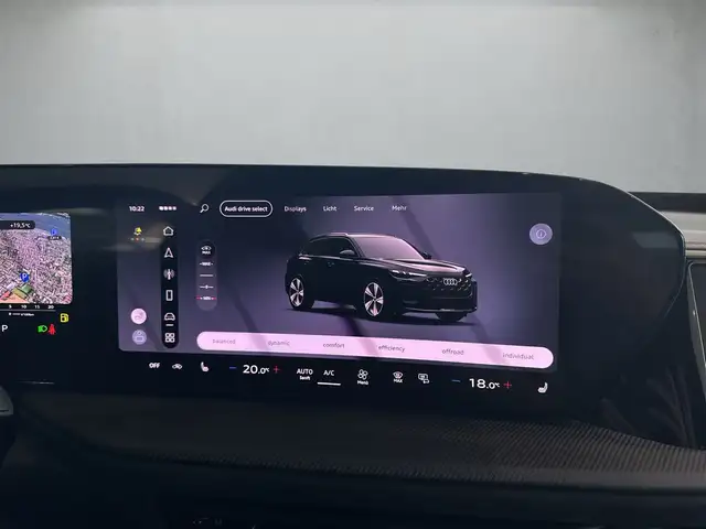 Audi Q5 view 10