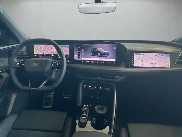 Audi Q5 view 8