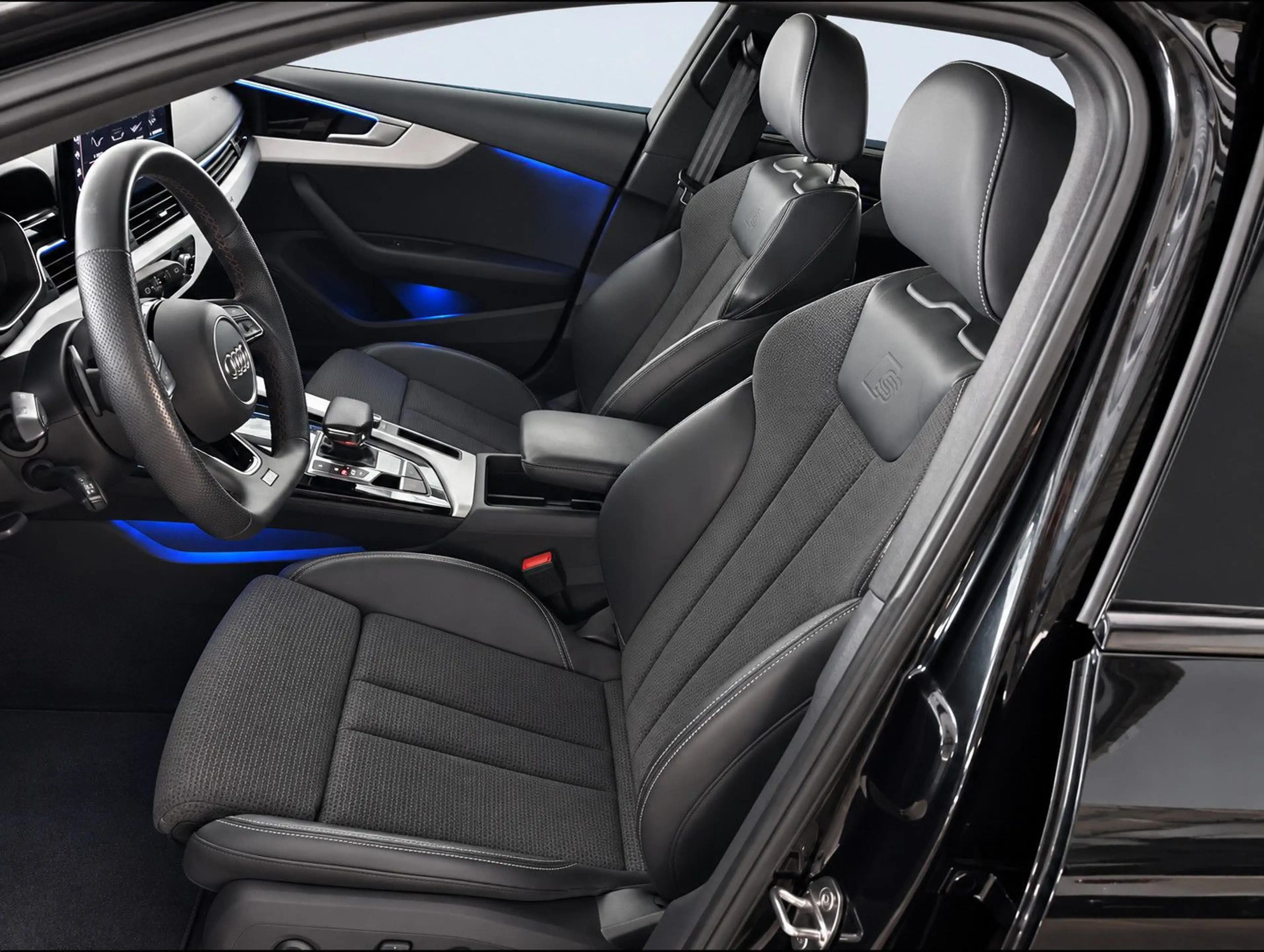 Audi S4 Avant 3.0TDI Quattro *PanoSD*Matrix*Kamera — photo 3