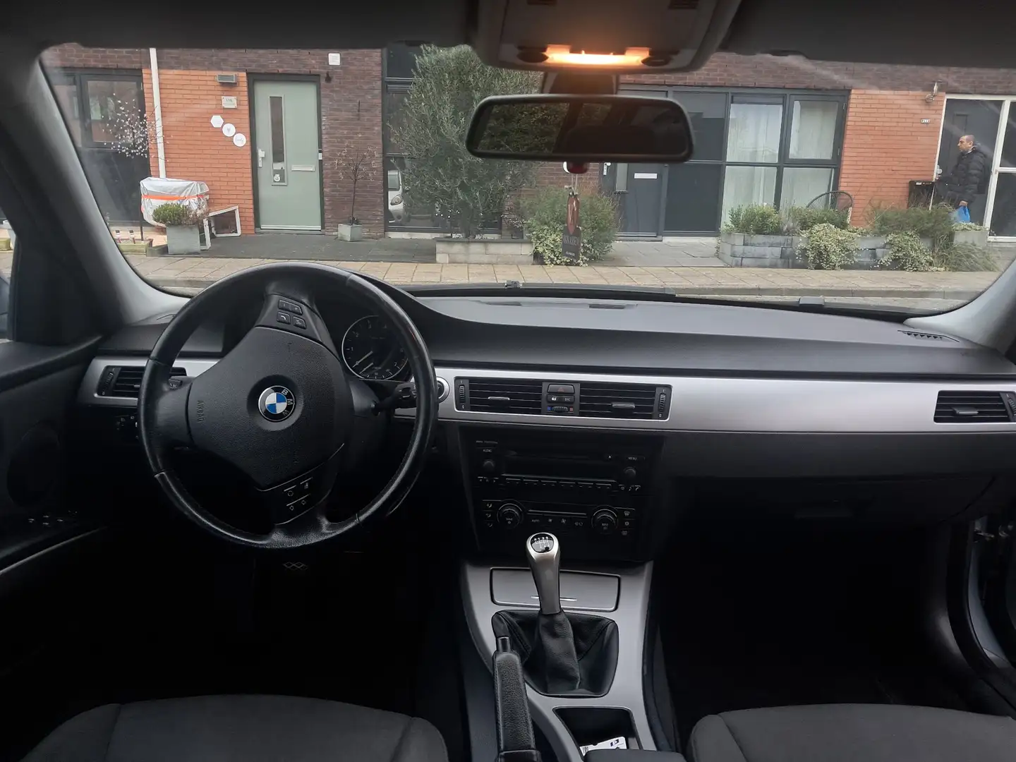 BMW 320 320i - 2