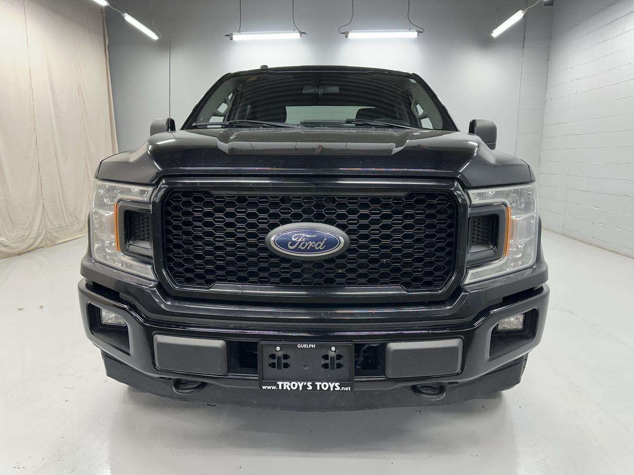 2018 Ford F-150 XLT 4WD SuperCrew 5.5' Box — снимка 1