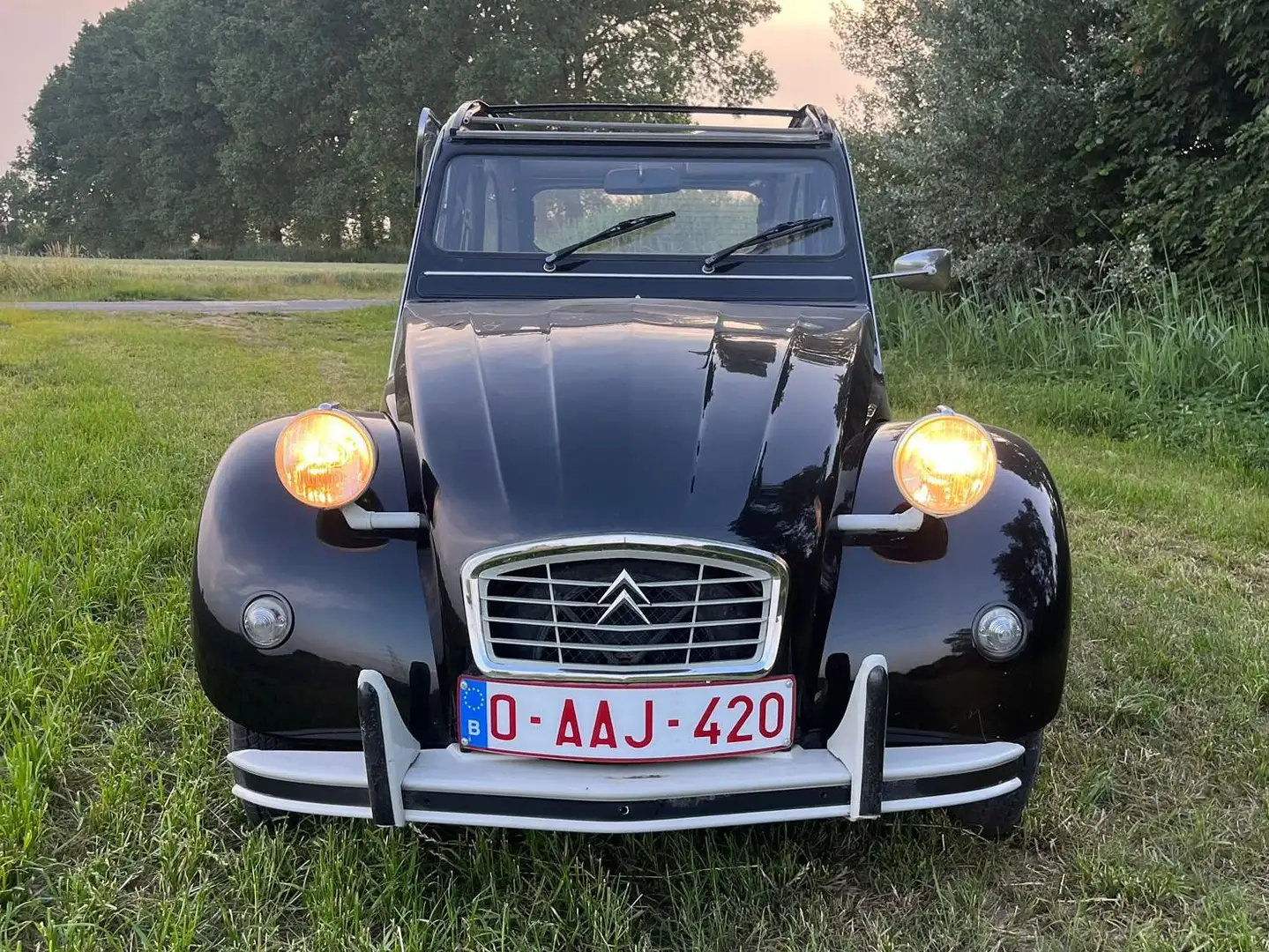 Citroen 2CV 2 CV 6 Spécial Noir - 2