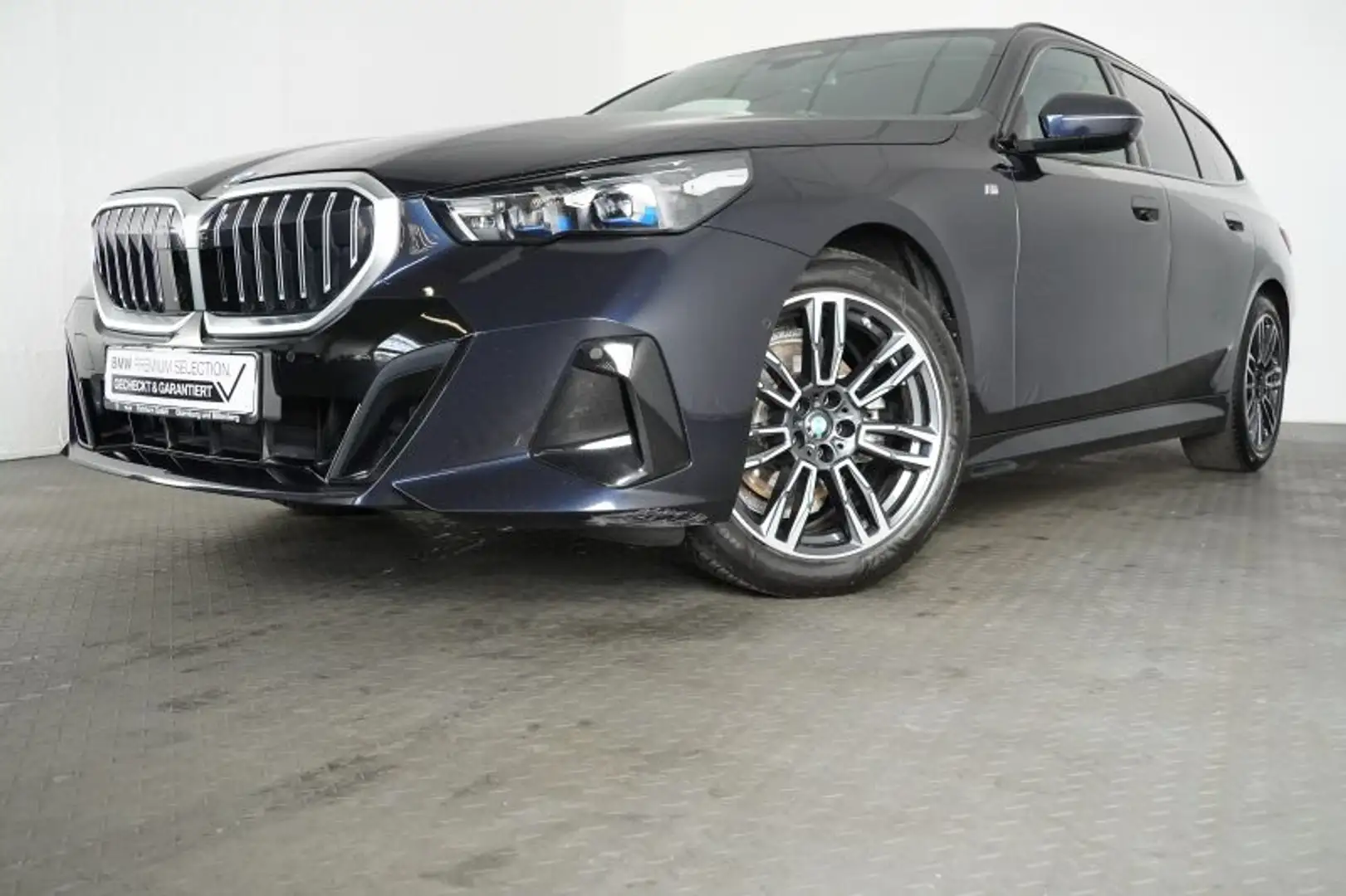 BMW 520 d Touring M Sportpaket *STANDHEIZUNG.AHK* Noir - 2