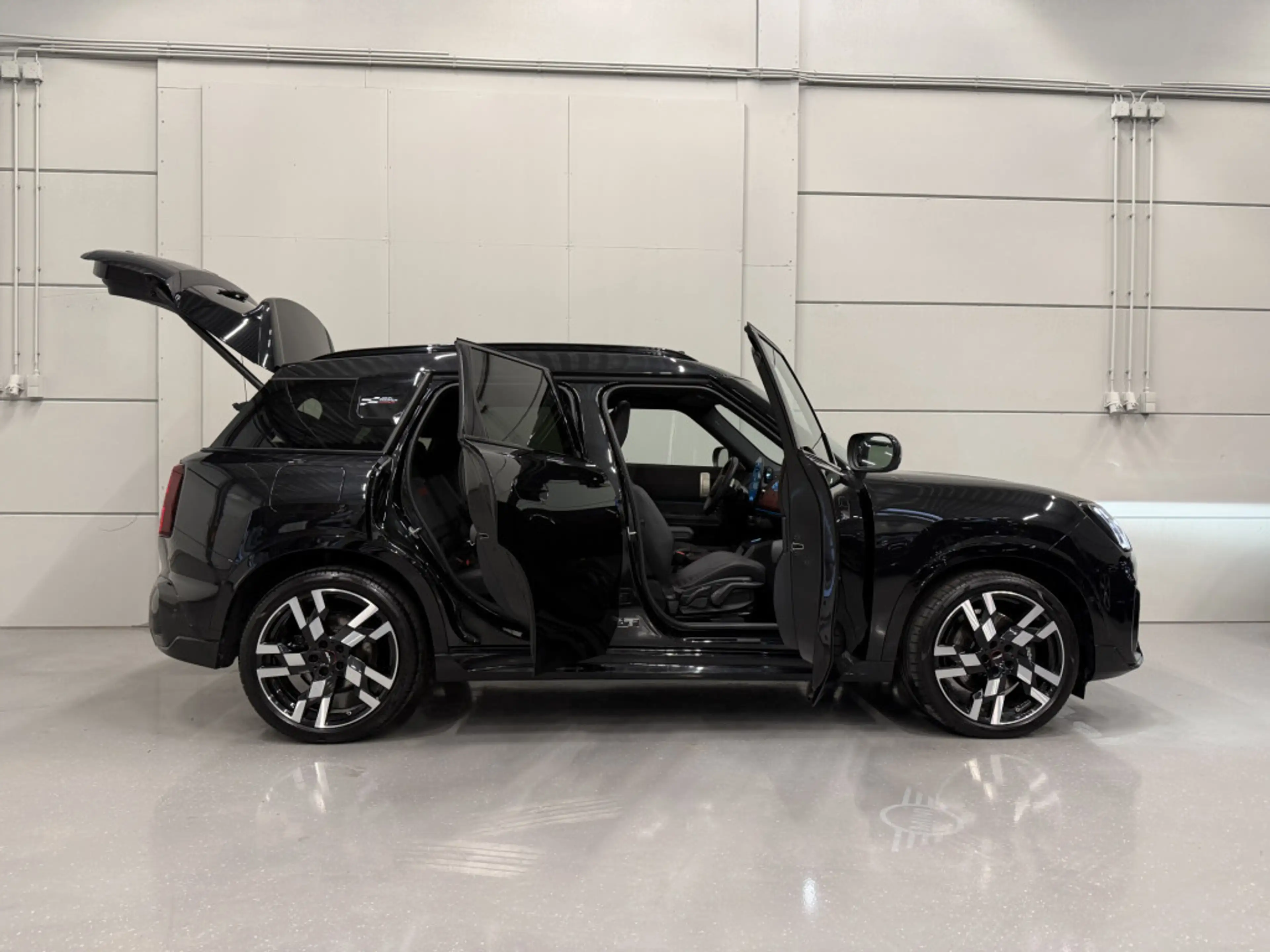 MINI John Cooper Works Countryman 1.5 C JCW XL BLACK PANO/H&K/HEAD-UP/20"/JCW-LEER S — photo 10