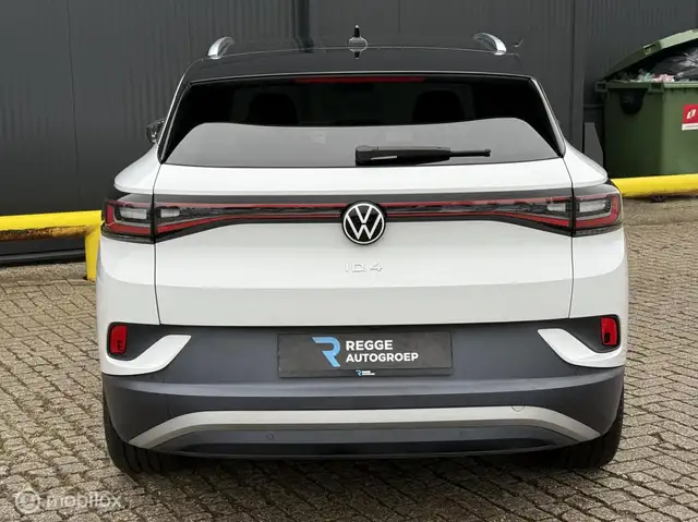 Volkswagen ID.4 view 9
