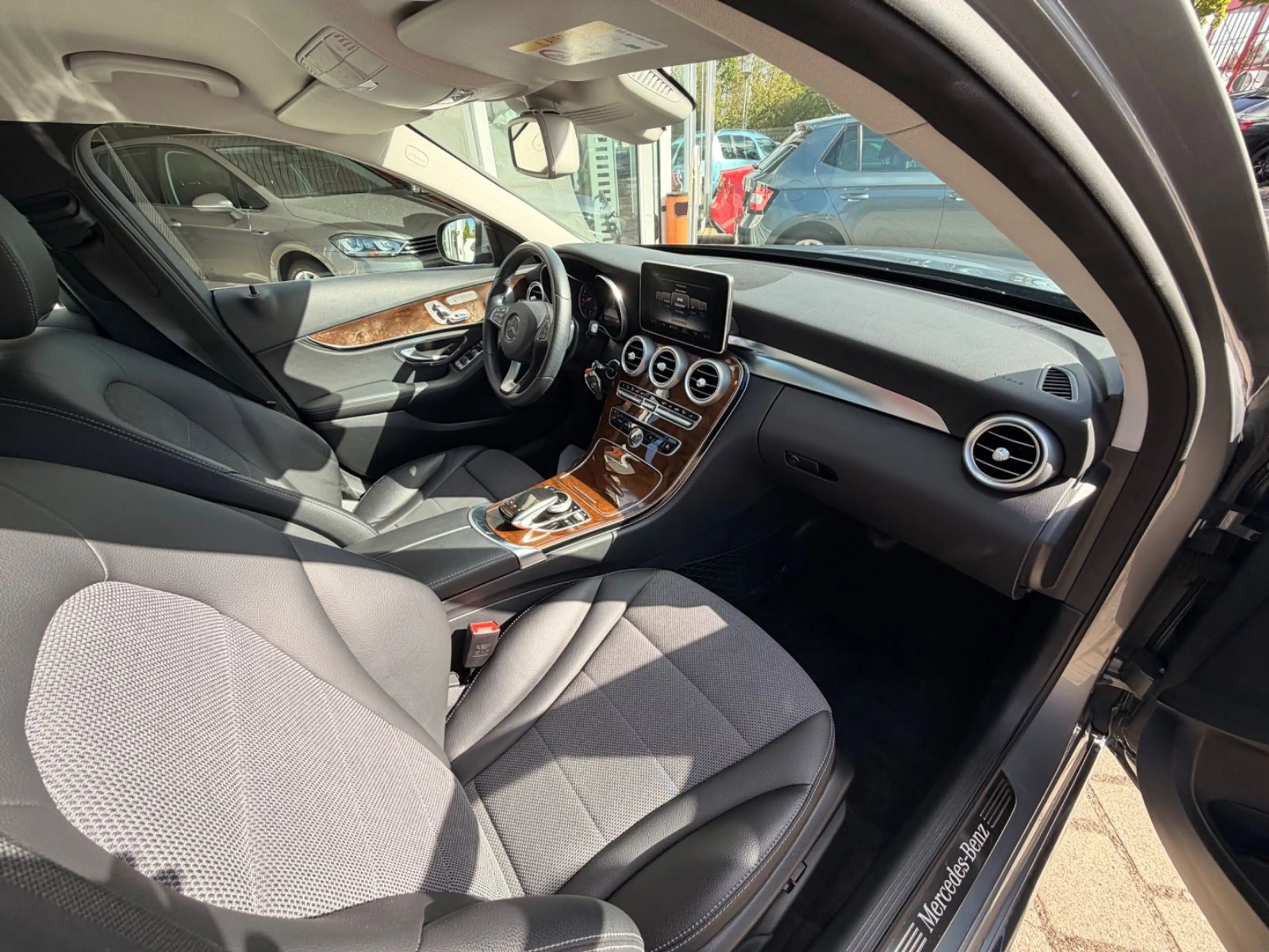 Mercedes-Benz C 250 C Limousine ,1.Hand Rentner — photo 12