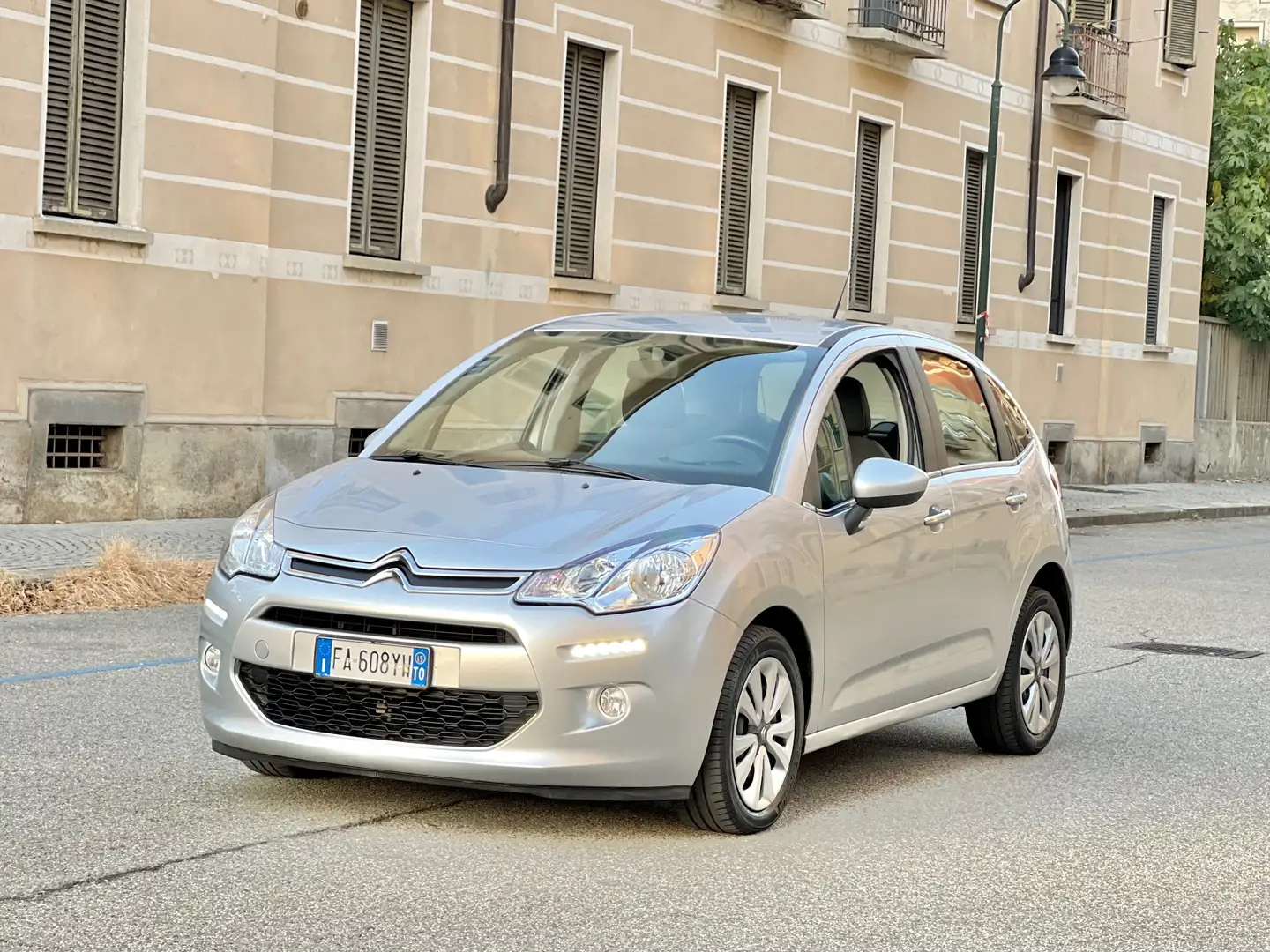 Citroen C3 1.2 Benz. 82cv Selection KM CERT-1 PROP-NO VINCOLI Grau - 1