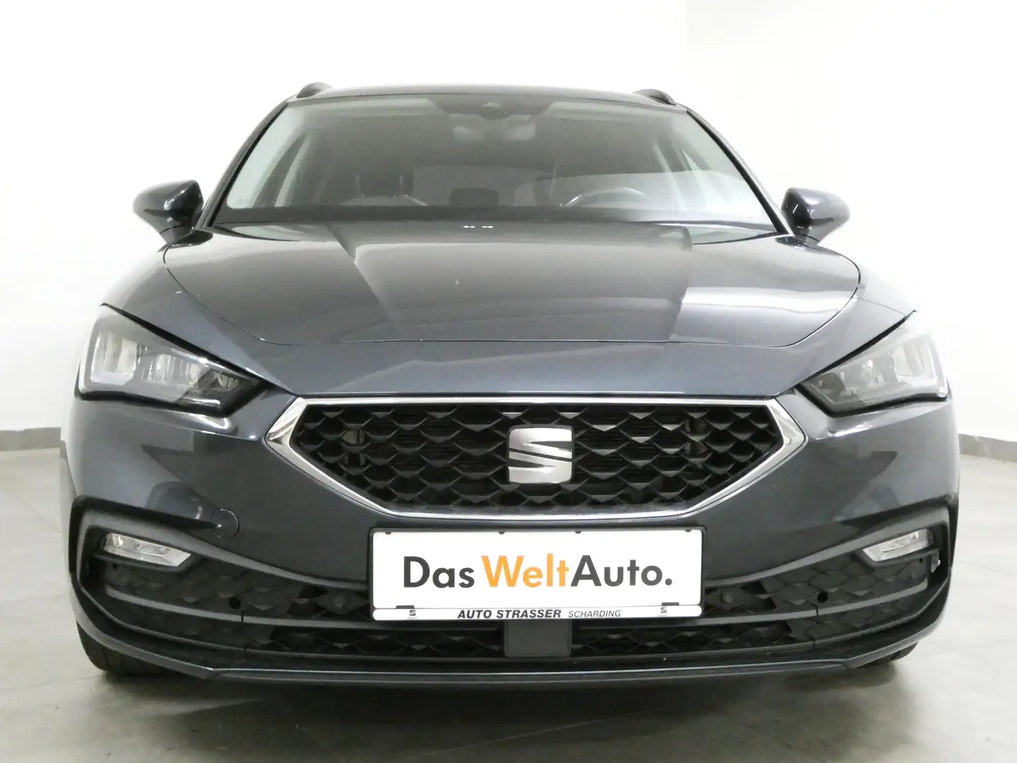 SEAT Leon SP 2,0 TDI DSG "Style" LED Navi Ahk ACC Standh App Grau - 2