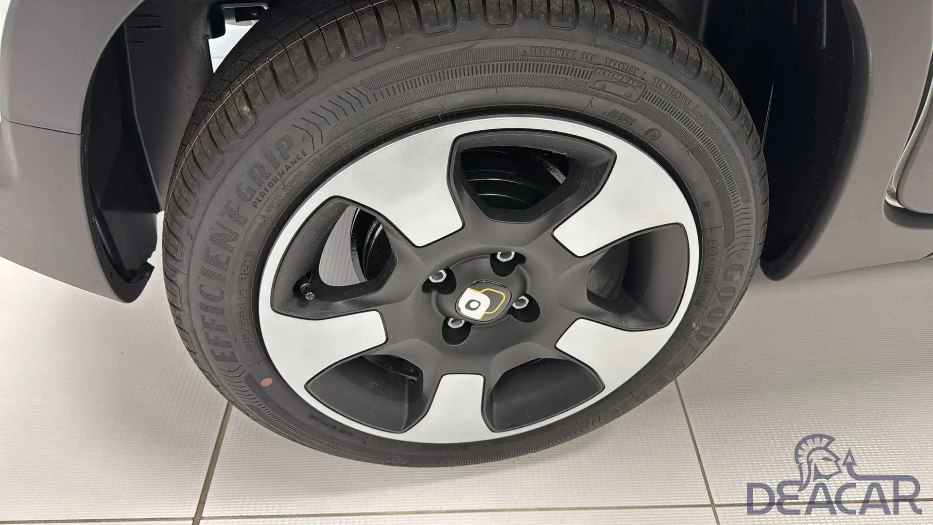 Fiat Panda Pandina 1.0 FireFly 65 CV Hybrid Cross Weiß - 2