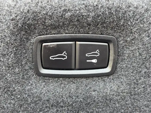 Porsche Taycan Turbo Ansicht 12