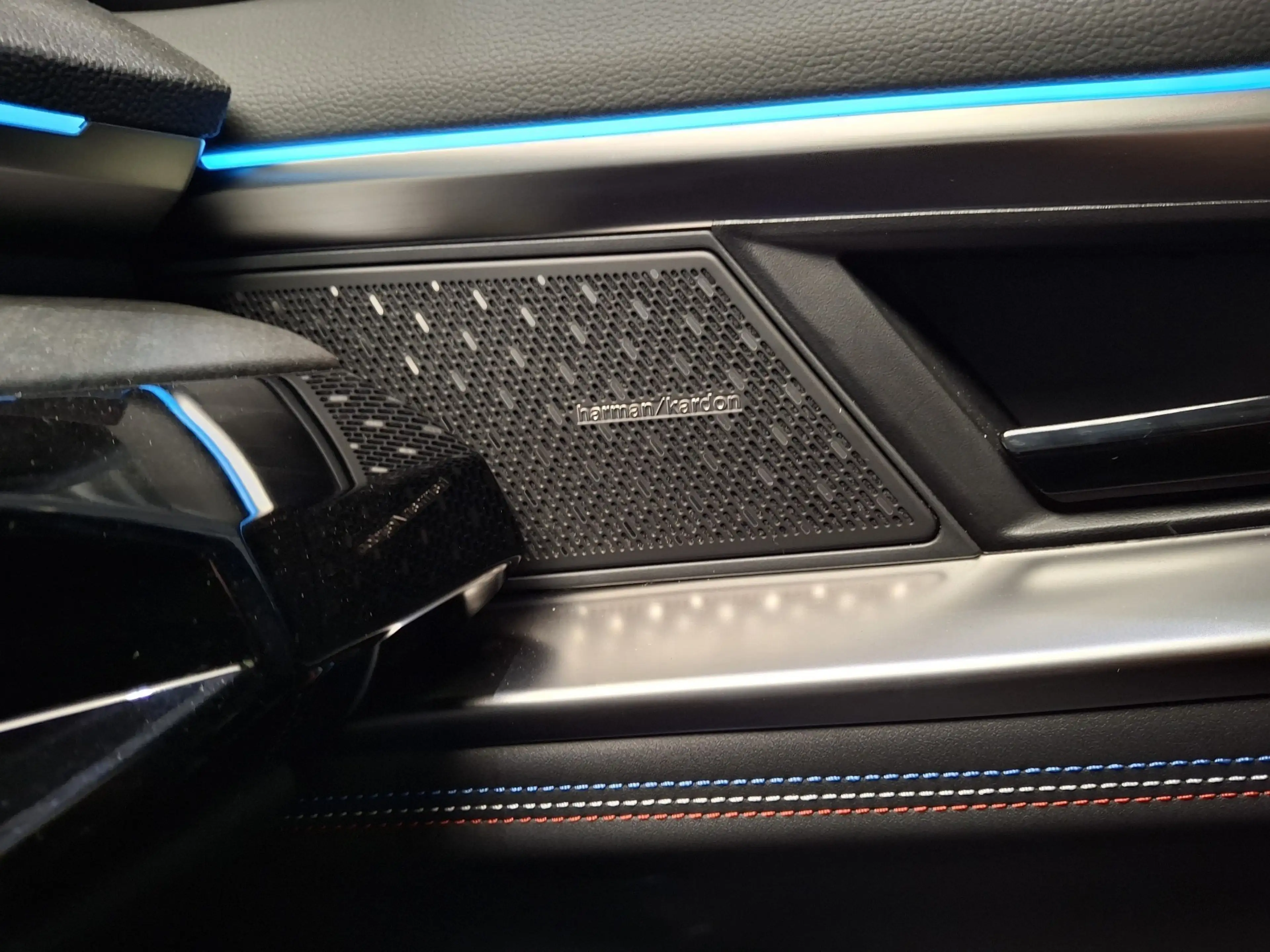 Renault Rafale Esprit Alpine Full Hybrid 200 + Solarbay+ — photo 6