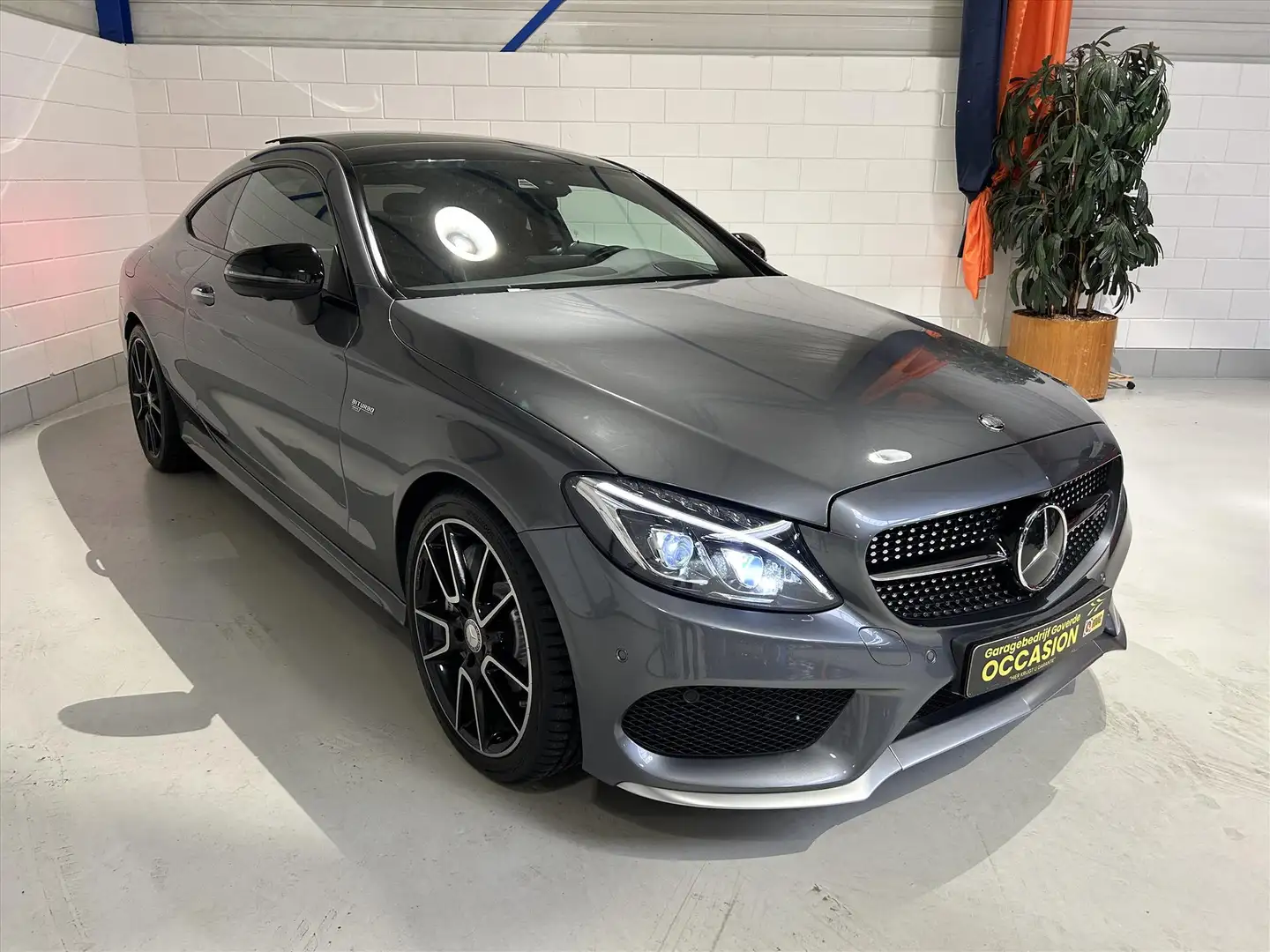 Mercedes-Benz C 43 AMG Coupe C43 V6T 367PK 4M 9G Sportuitlaat, Pano, Burm Grau - 1