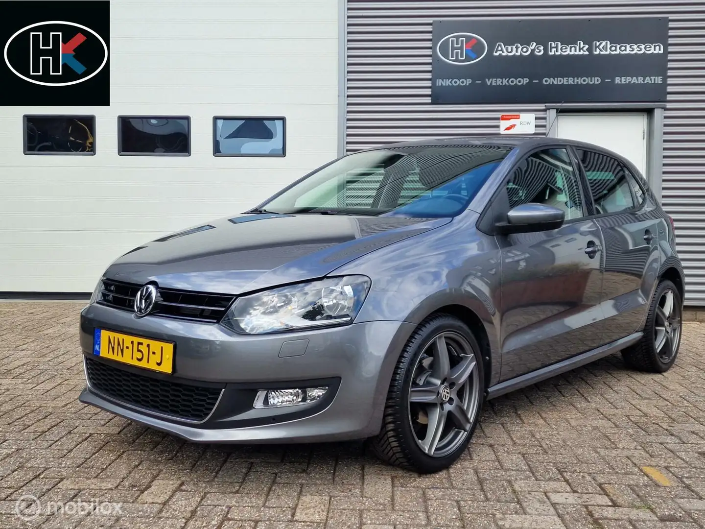 Volkswagen Polo 6r 5-deurs 1.2TSi Highline LM17 Clima PDC 70 Grijs - 1