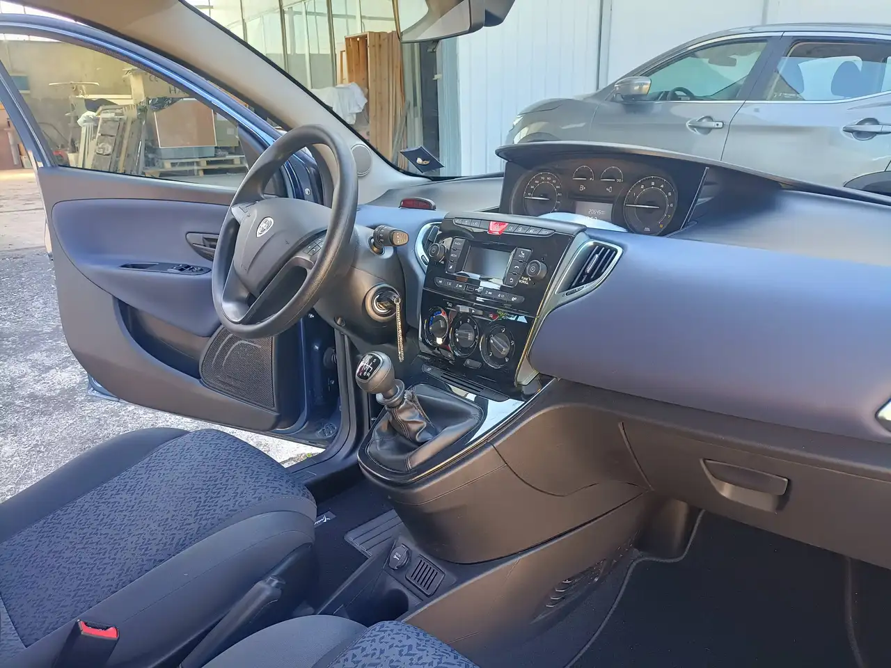 Lancia Ypsilon 2024