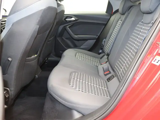 Audi A1 view 13