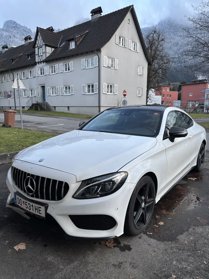 Mercedes-Benz C 200 Coupe Aut. - 1