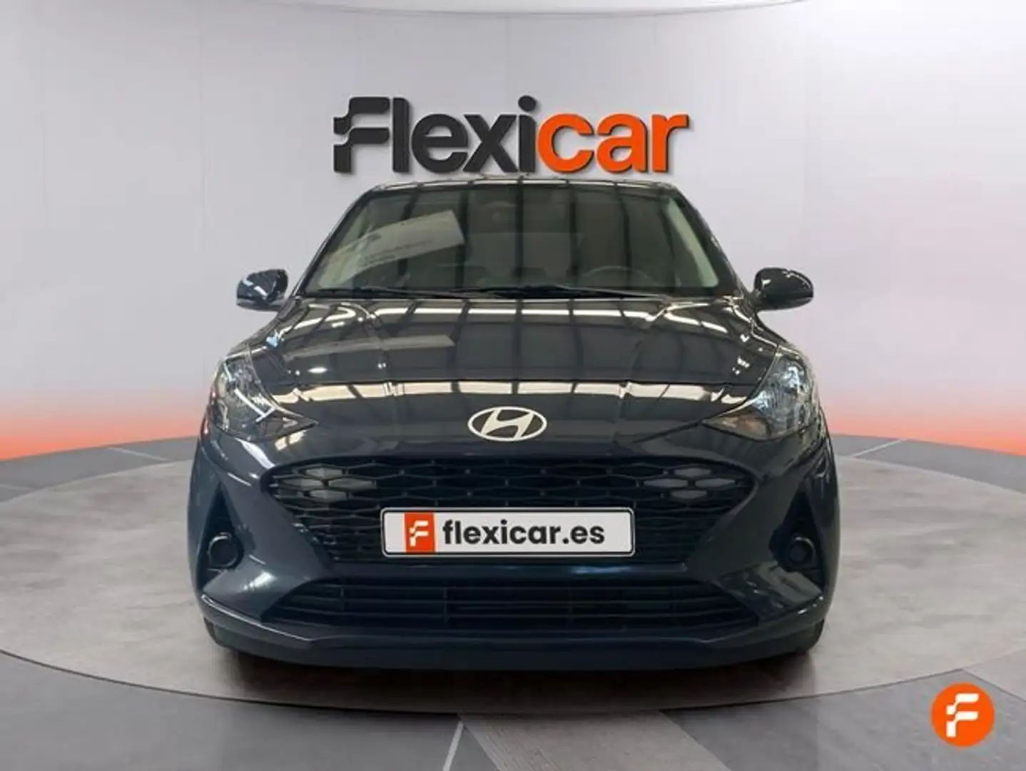 Hyundai i10 1.0 Klass Gris - 2