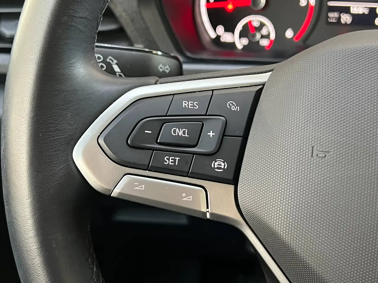 Volkswagen Caddy Maxi Combi Plus 2.0 TDi 5 pl. / Camera + Park Assist / Apple, миниатюра 22