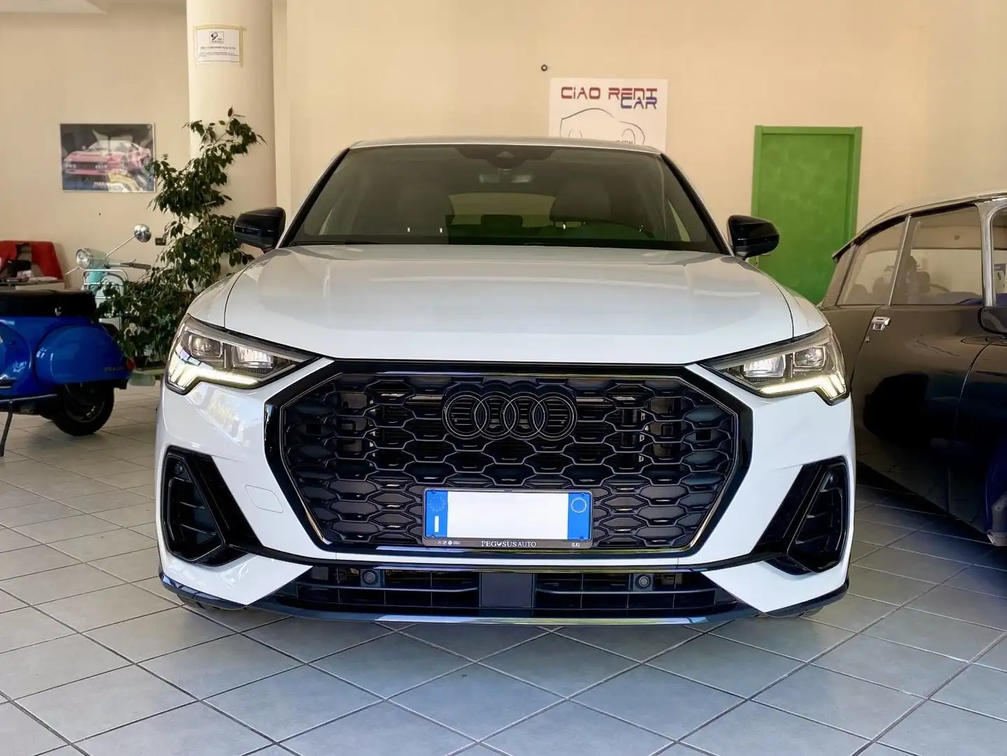 Audi Q3 Sportback 35 2.0 tdi S line edition s-tronic Weiß - 1