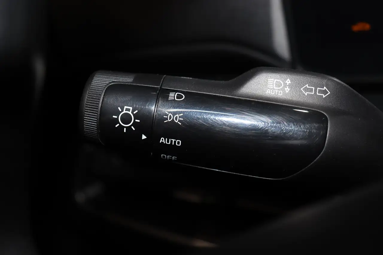 Kia K4 photo Kia K4