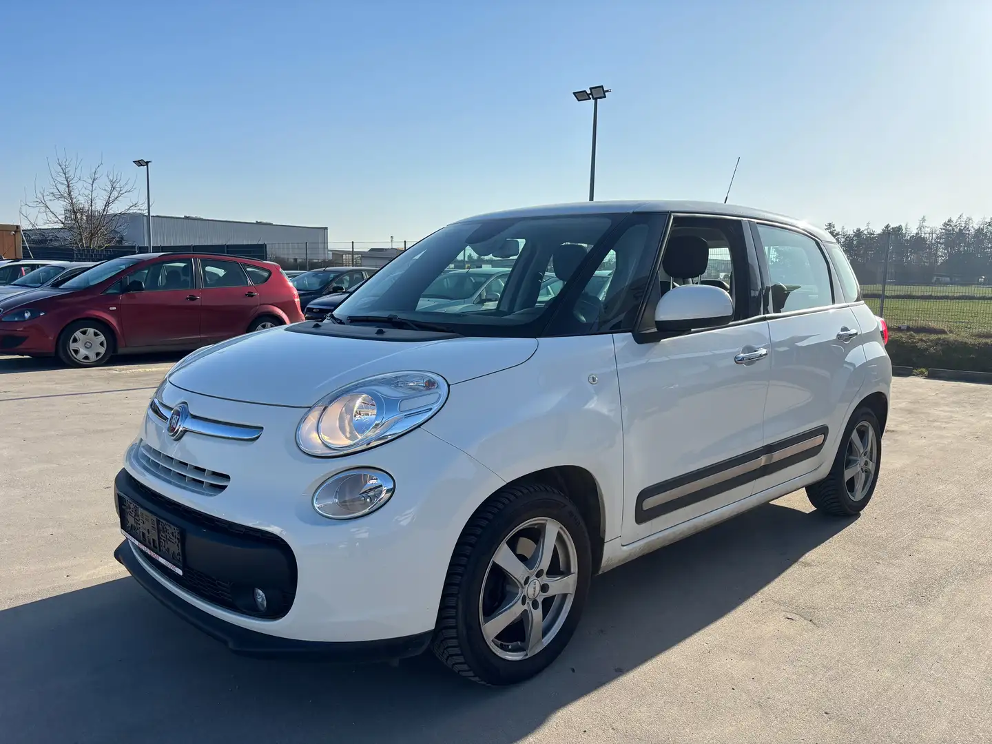 Fiat 500L Lounge *EXPORT* Weiß - 1