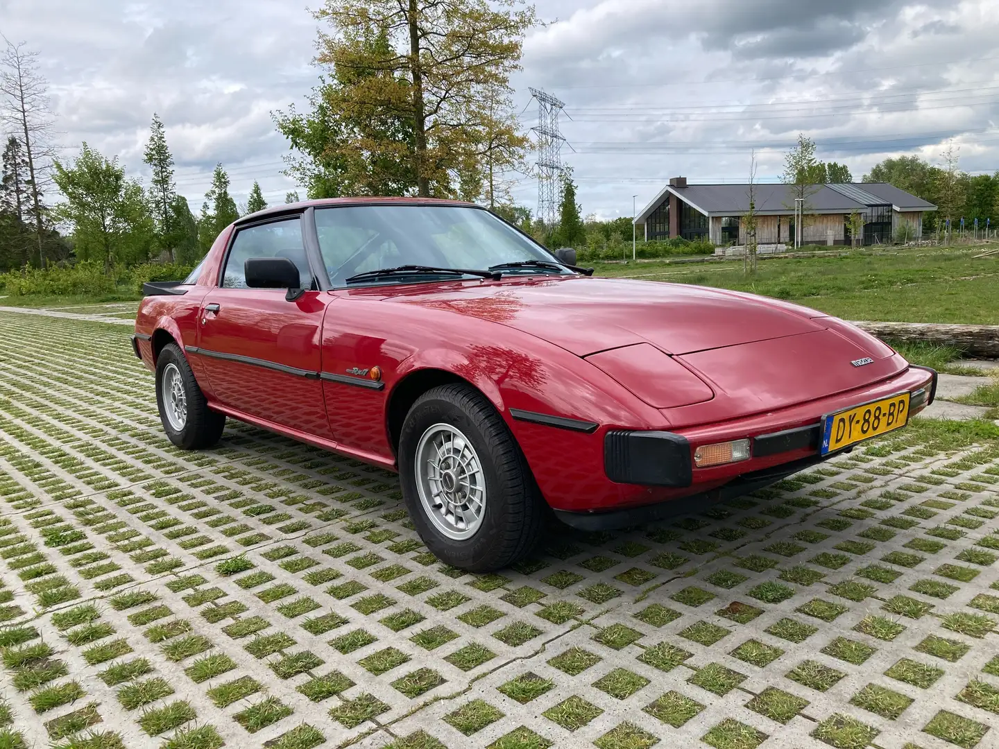 Mazda RX-7 RX-7 DX Rouge - 2