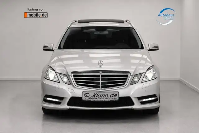 Mercedes-Benz E Class view 2
