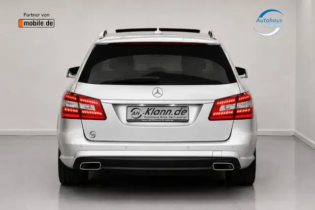 Mercedes-Benz E Class view 7