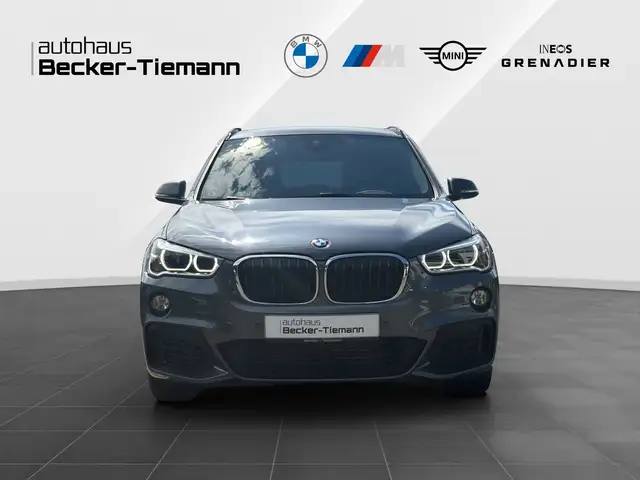 BMW X1 view 2