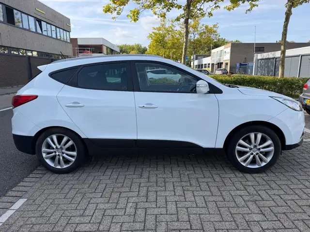 Hyundai Ix35 view 14