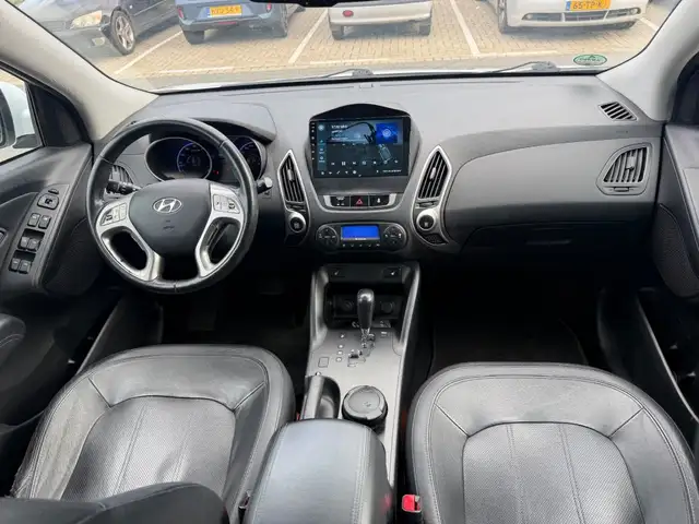Hyundai Ix35 view 9