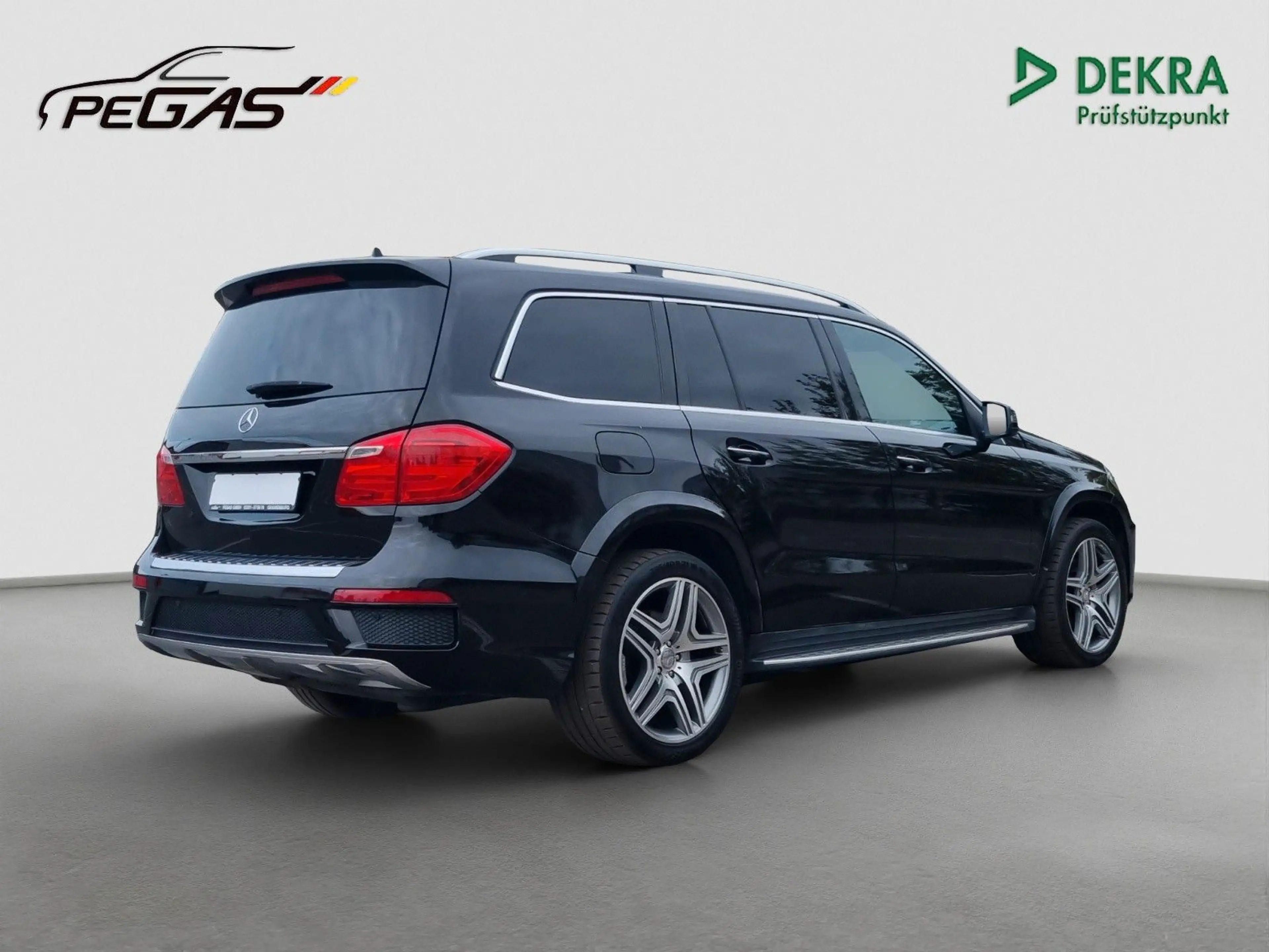 Mercedes-Benz GL 350 GL350 BlueTec 4x4 AMG-Optik TÜV/SERVICE/GARANTIE — photo 7