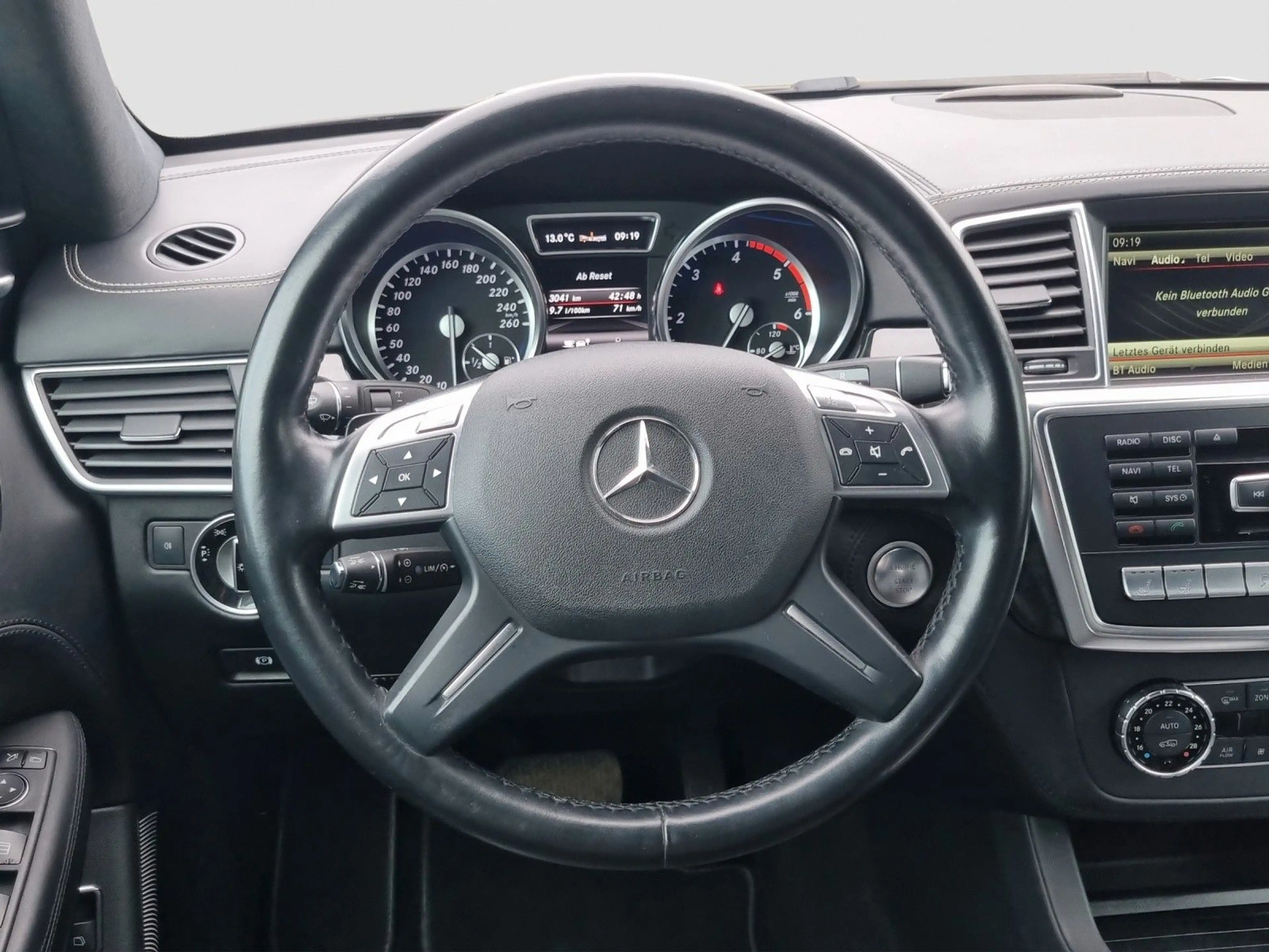 Mercedes-Benz GL 350 GL350 BlueTec 4x4 AMG-Optik TÜV/SERVICE/GARANTIE — photo 14