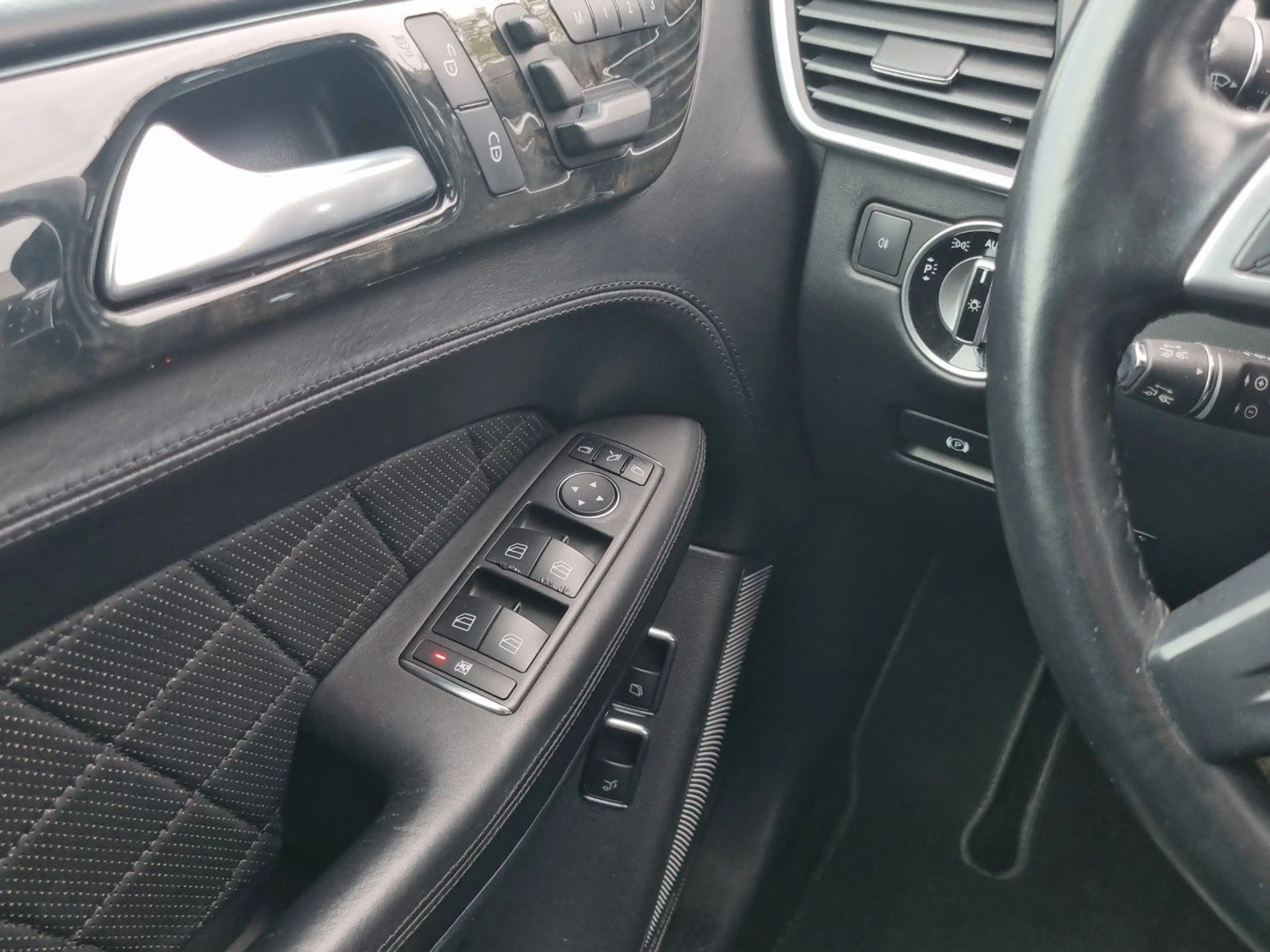 Mercedes-Benz GL 350 GL350 BlueTec 4x4 AMG-Optik TÜV/SERVICE/GARANTIE — photo 15