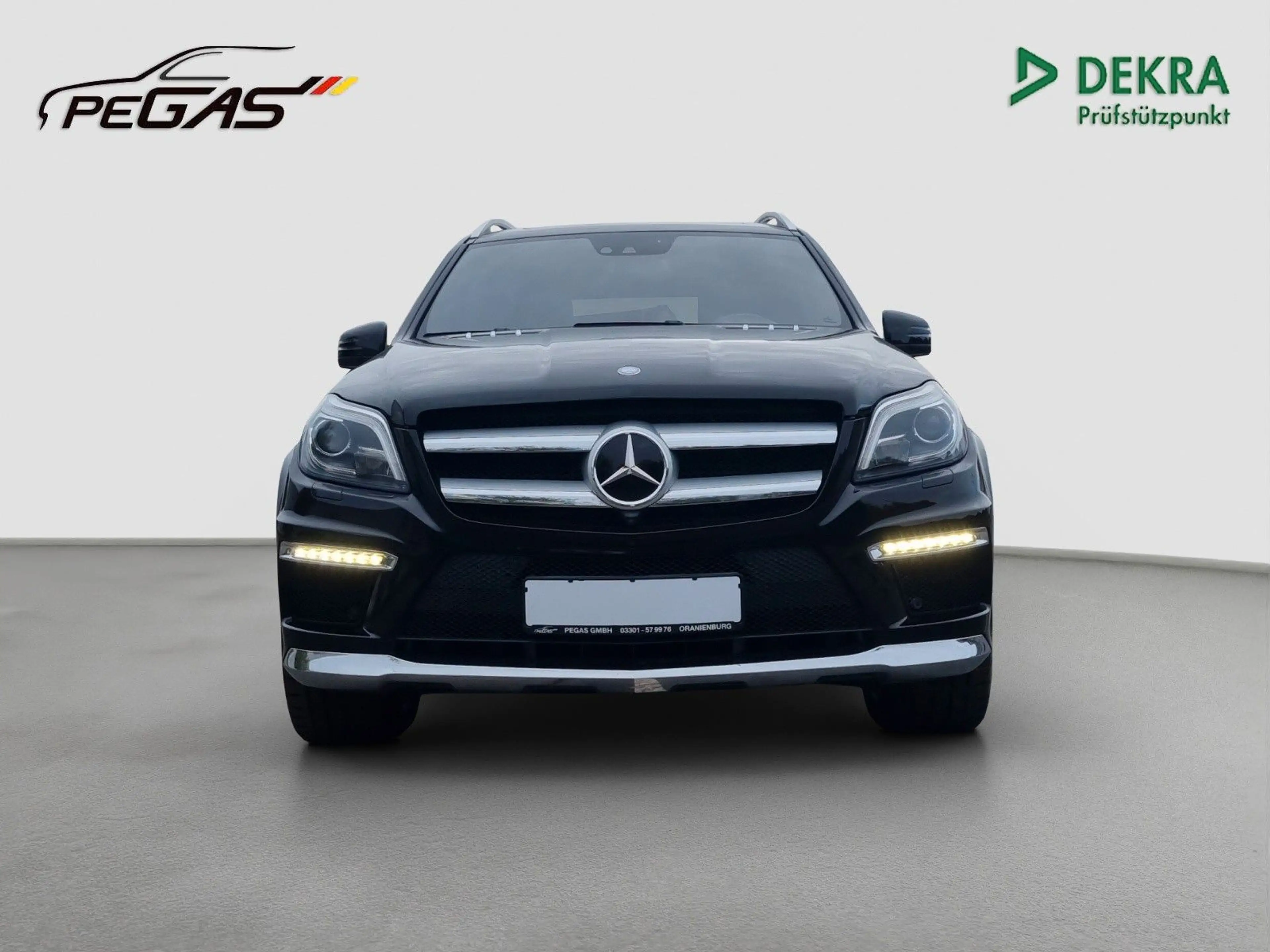 Mercedes-Benz GL 350 GL350 BlueTec 4x4 AMG-Optik TÜV/SERVICE/GARANTIE — photo 3