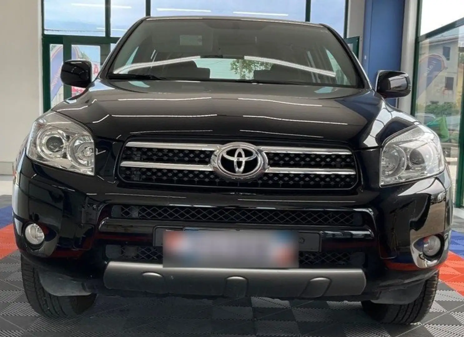 Toyota RAV 4 2.2 d-Sol 136cv 4x4 Nero - 2
