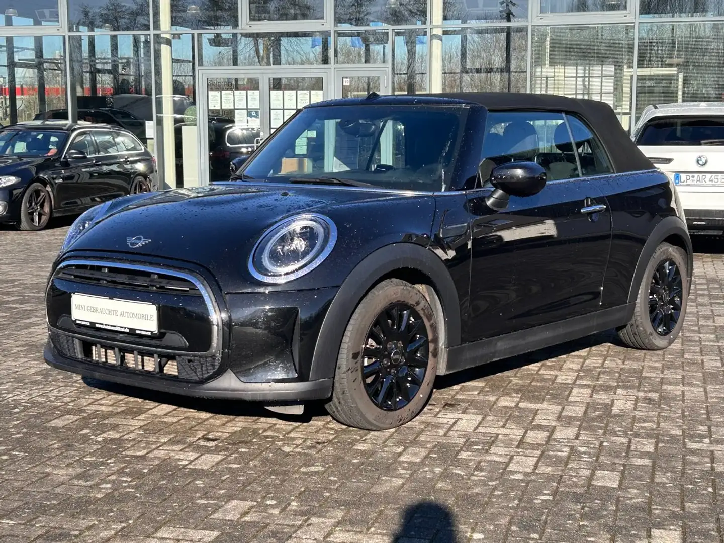 MINI One Cabrio One Essential Trim / Next 100 years Paket / DAB Noir - 1