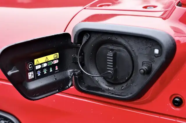 Jeep Wrangler view 15