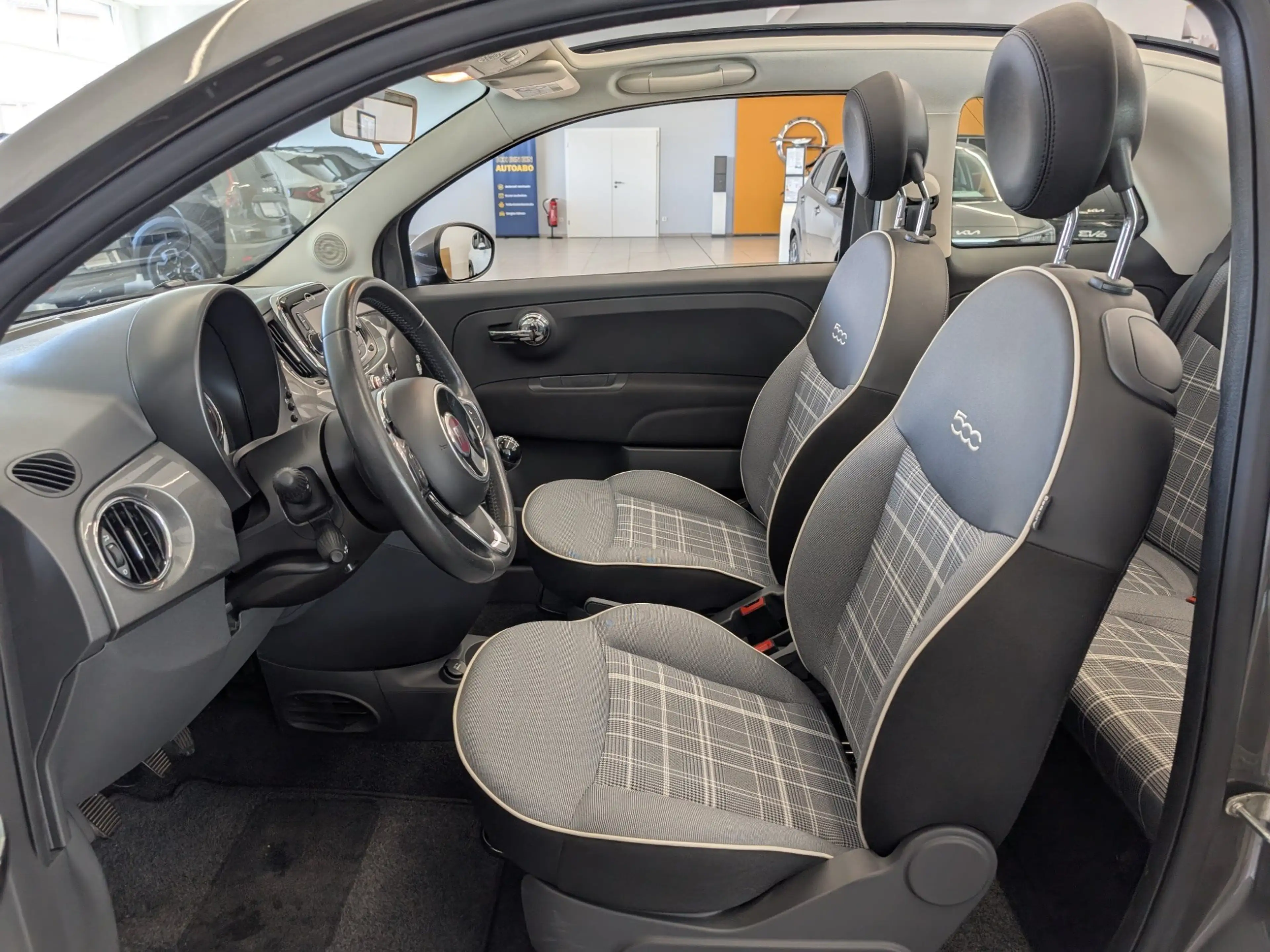 Fiat 500C 1.2 Lounge Cabrio Klima Bluetooth — photo 12
