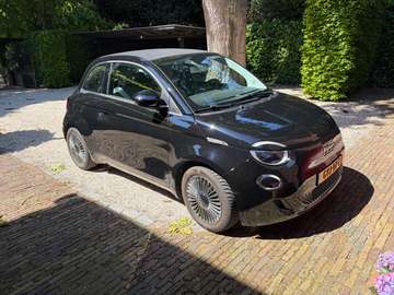 500 ICON 42 kWh Cabrio