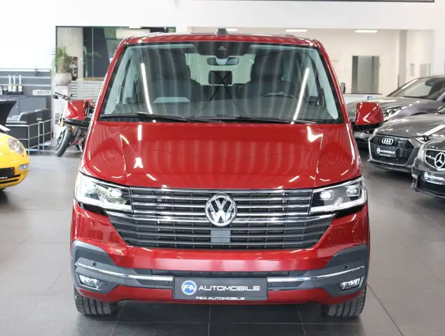 Volkswagen Multivan view 3