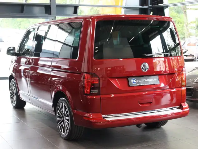 Volkswagen Multivan view 4