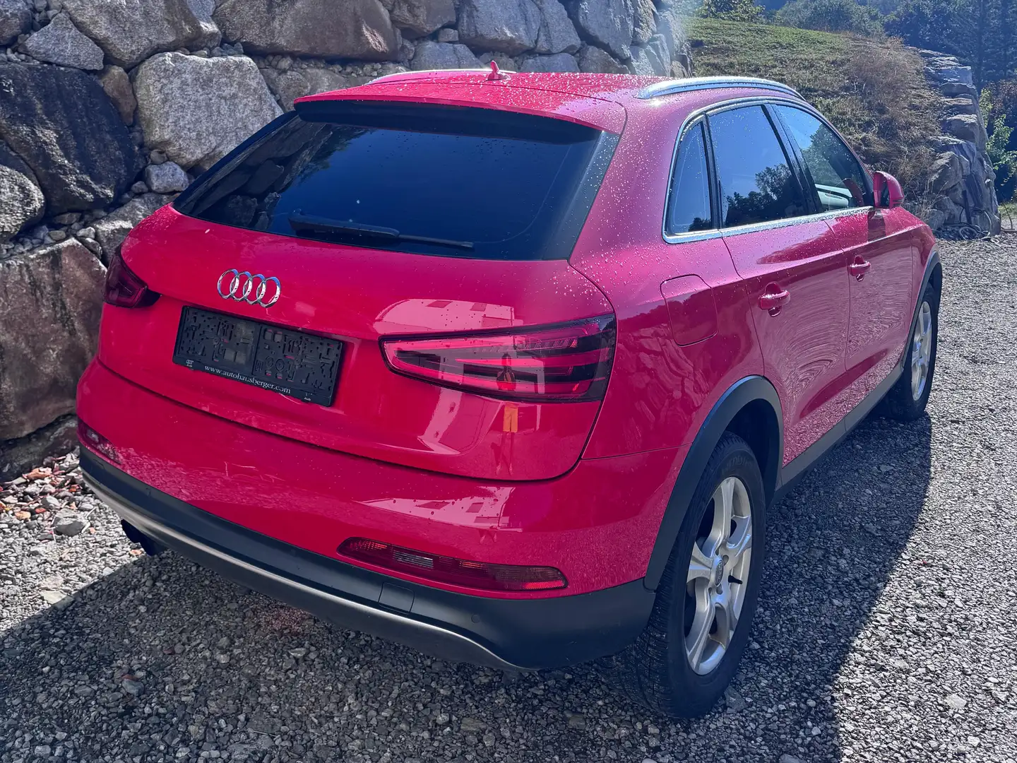 Audi Q3 Q3 2,0 TDI Offroad Style Style Rot - 2