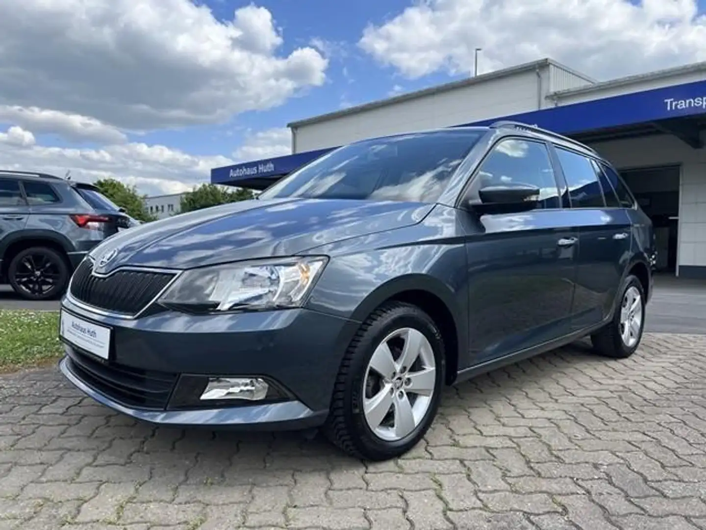 Skoda Fabia Combi Bluet SHZ Klima Allwetterreifen Garantie Grau - 1