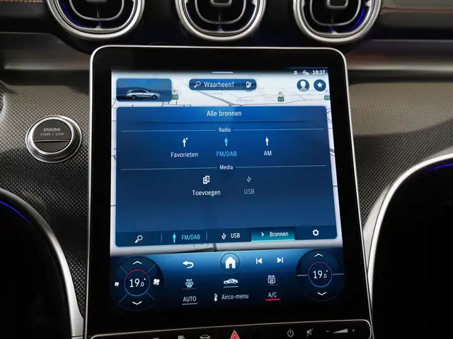 Mercedes-Benz C-Class view 14