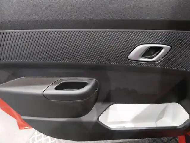 Dacia Spring view 3