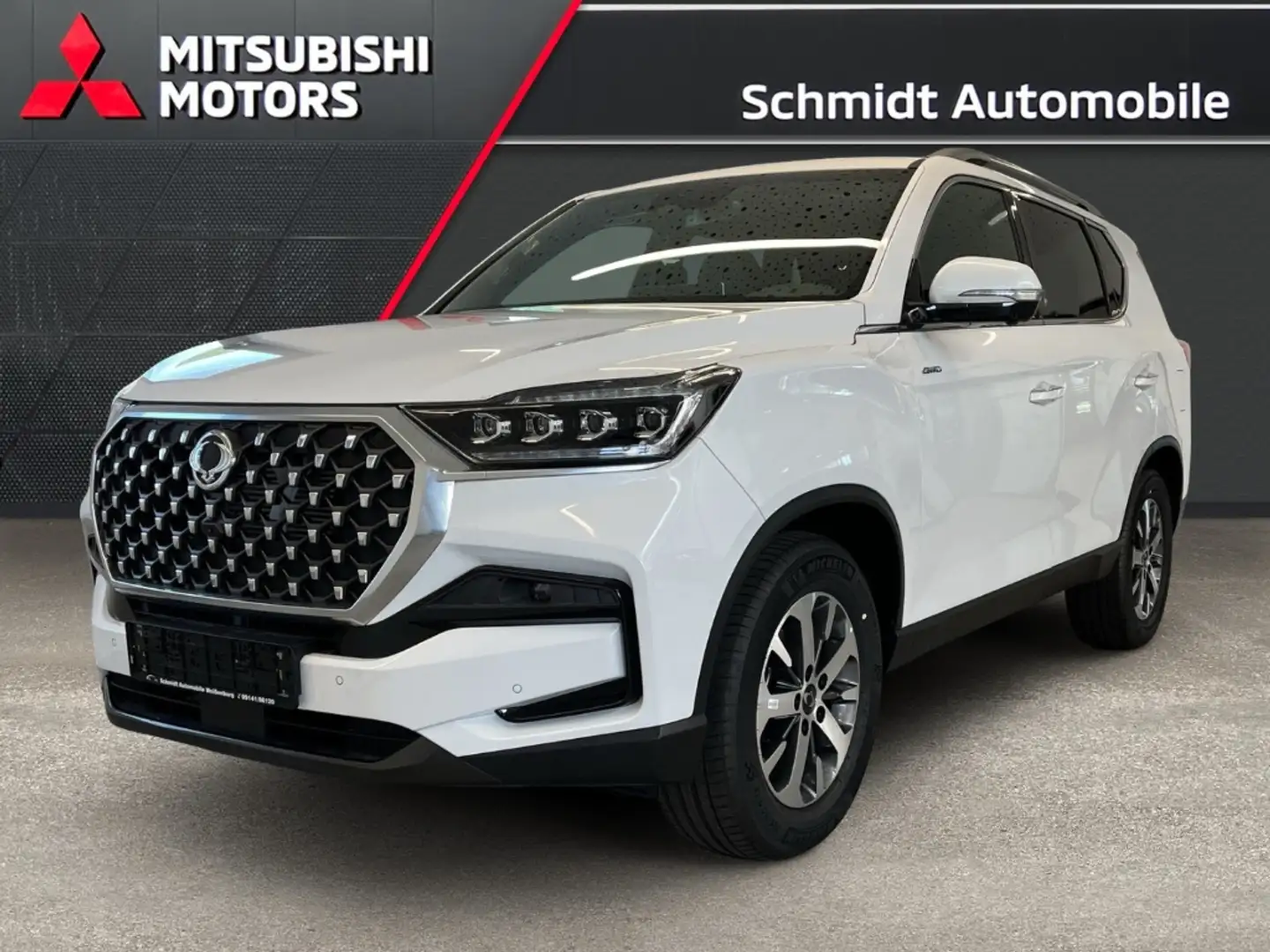 SsangYong Rexton 2.2 D Lux 4WD LED Navi Abstandstempomat Weiß - 1