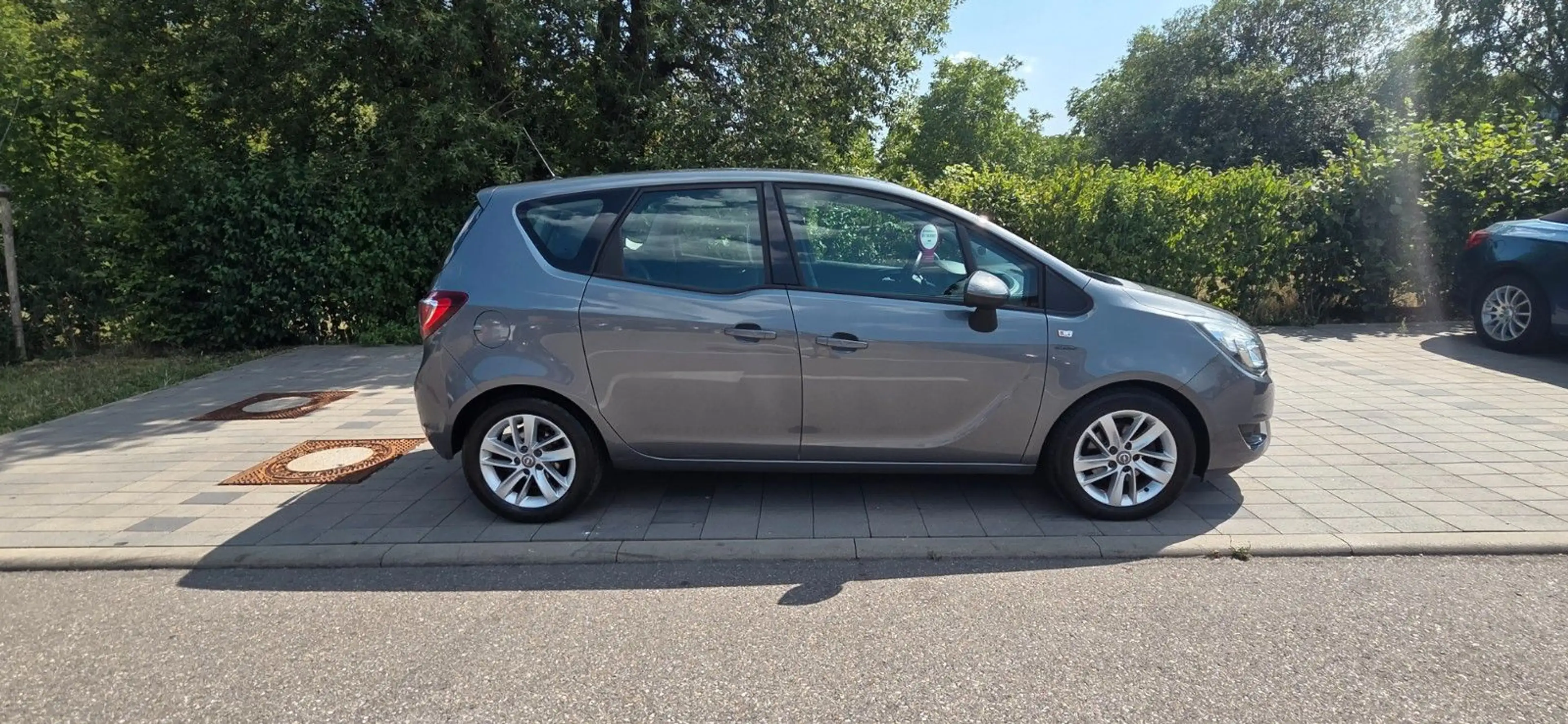 Opel Meriva B Drive*TÜV-NEU*KLIMA*TMP* — photo 4