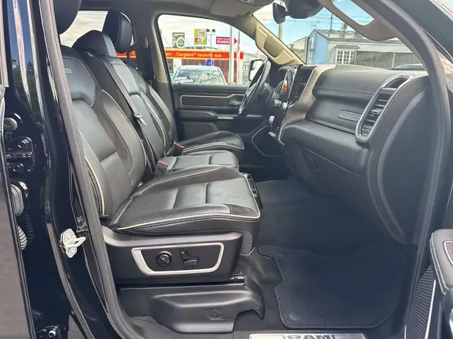 Dodge RAM LKW Quad Cab Laramie V8 6-SITZER Ansicht 6